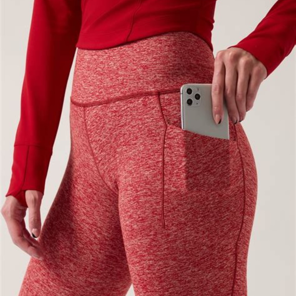 ATHLETA SALUTATION STASH POCKET SOFTLUXE TIGHT - SMALL